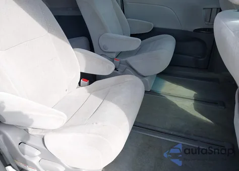 2015 Toyota Sienna Le 7 Passenger из США, поврежденный, VIN 5TDJK3DC5FS096072